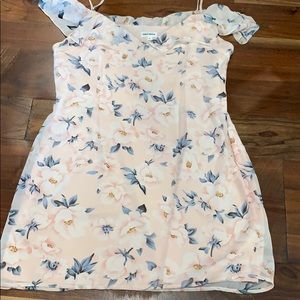 Super cute lulus dress!!